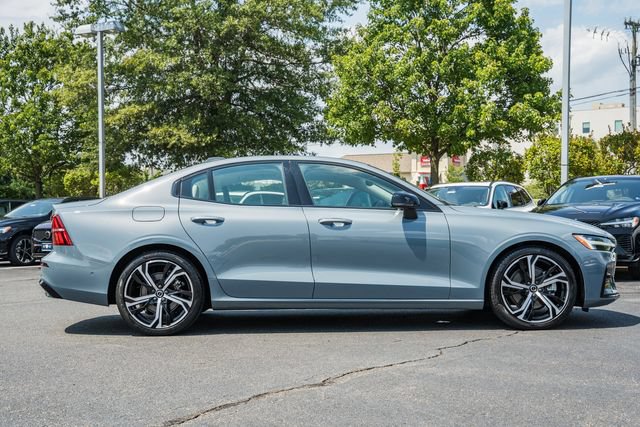 Certified 2024 Volvo S60 B5 Plus w/ Climate Package AWD/4WD image 4