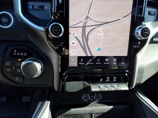 New 2026 RAM 1500 4x4 Crew Cab image 17