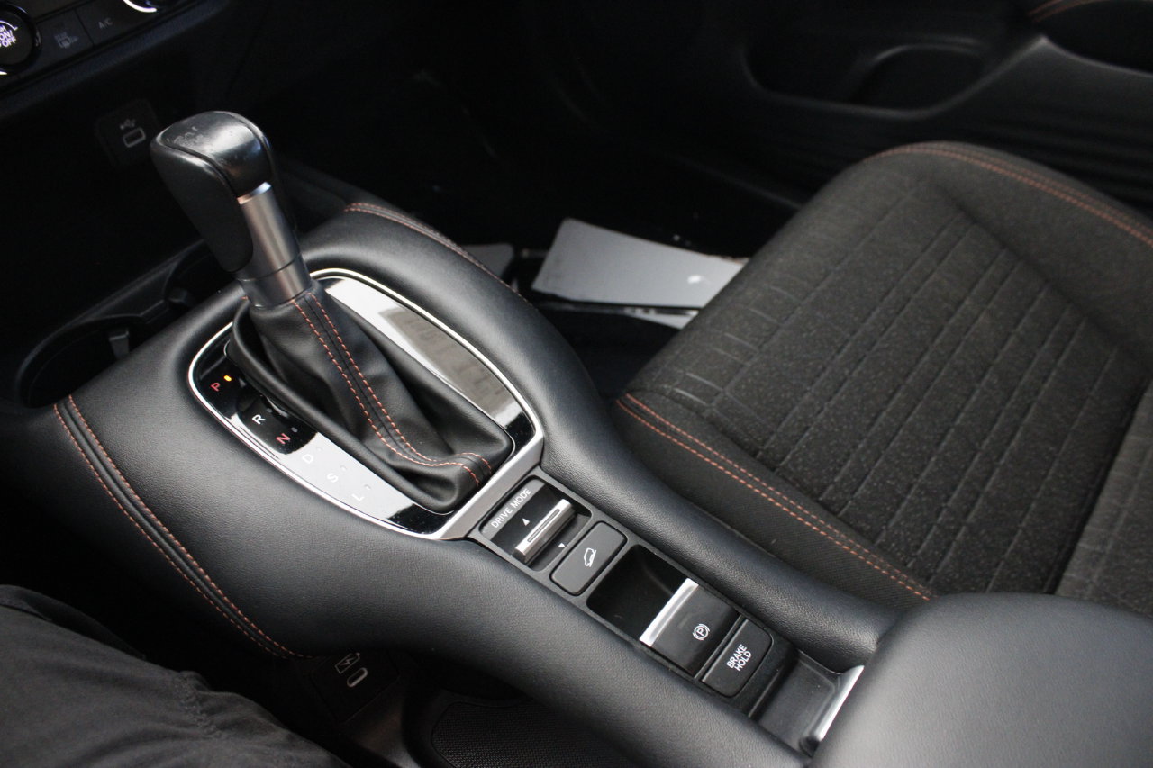 Used 2024 Honda HR-V Sport image 19