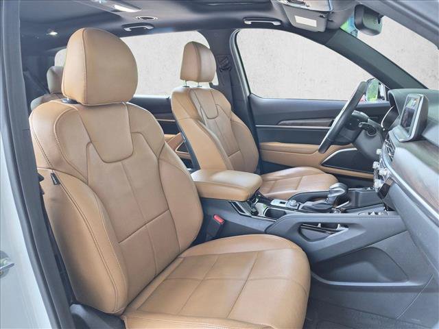 Used 2021 Kia Telluride SX w/ Towing Package FWD image 18