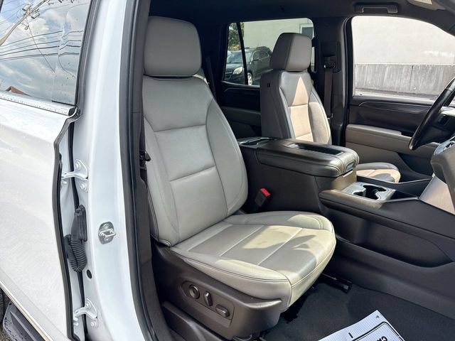 Used 2022 GMC Yukon SLT w/ SLT Luxury Package AWD/4WD image 26