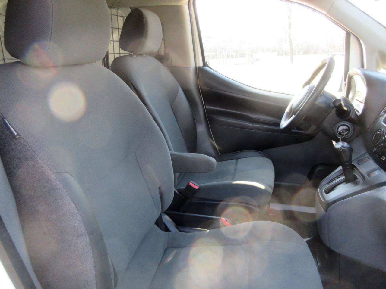 Used 2017 Chevrolet City Express LS image 39