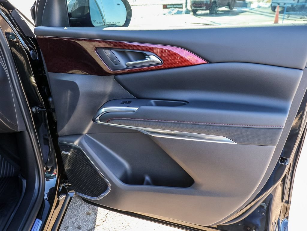 New 2026 Chevrolet Traverse RS w/ LPO, Floor Liner Package FWD image 20