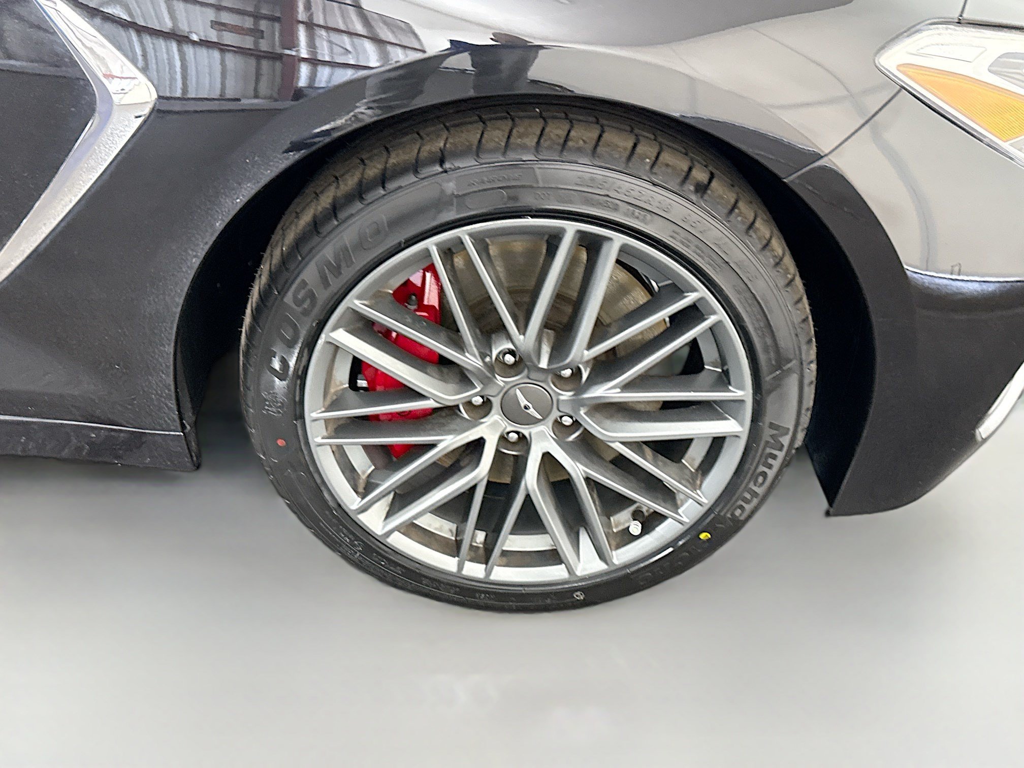 Used 2019 Genesis G70 3.3T Advanced AWD/4WD image 32
