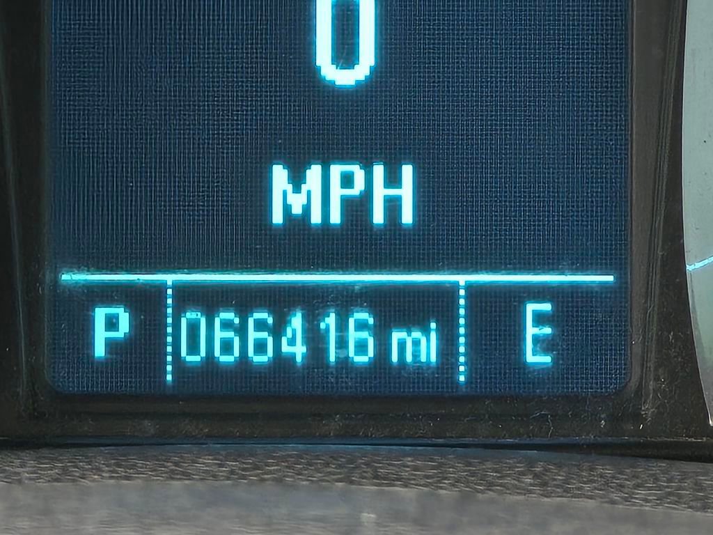 Used 2017 Chevrolet Equinox LT w/ Convenience Package image 32