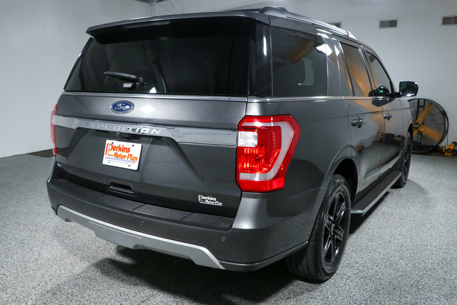 Used 2021 Ford Expedition XLT RWD image 7