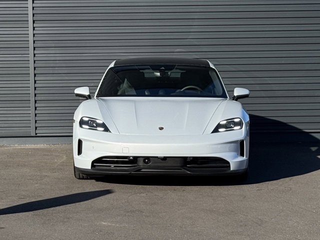 New 2025 Porsche Taycan image 10
