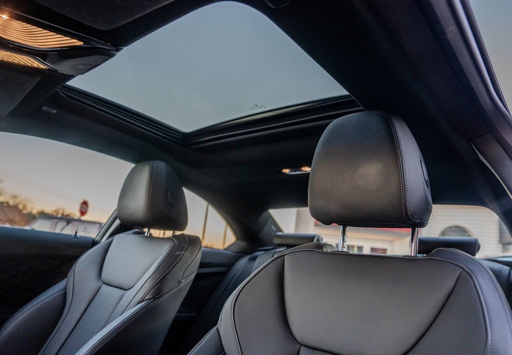 Used 2023 BMW 230i Coupe w/ M Sport Package image 18