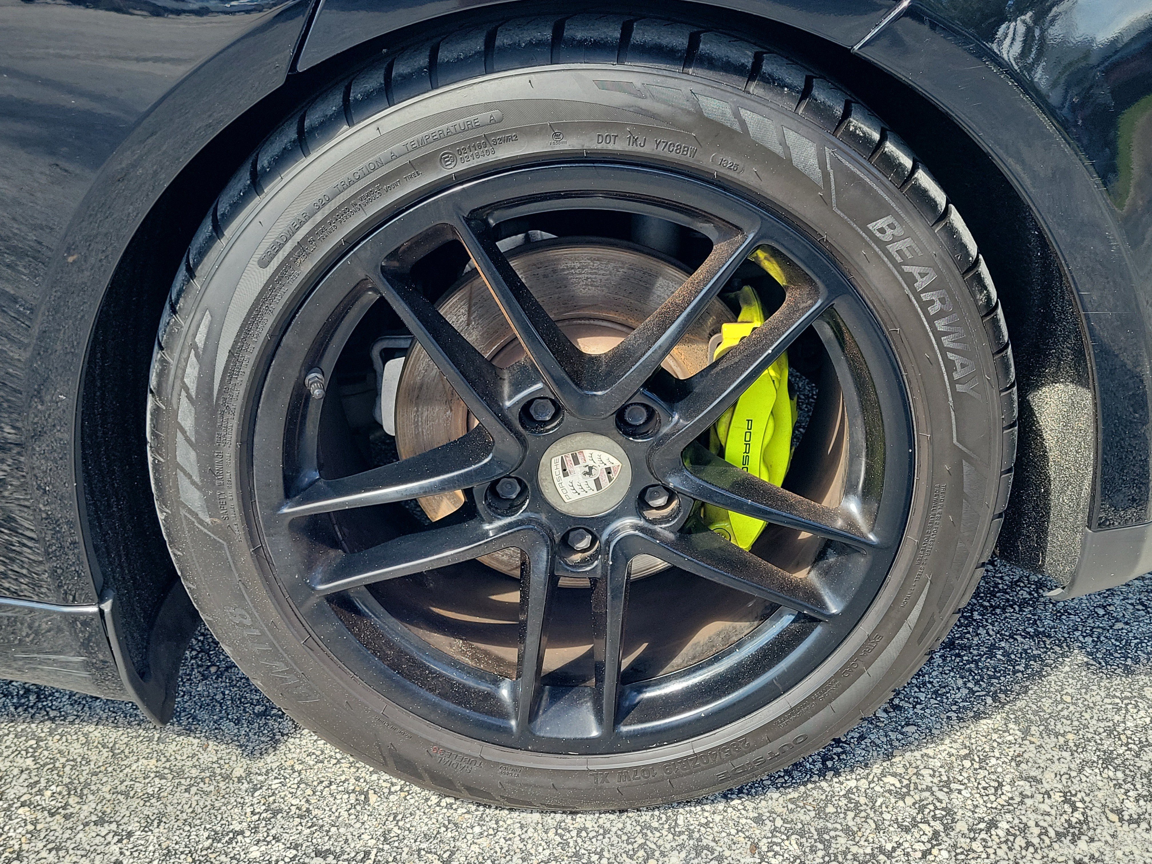 Used 2015 Porsche Panamera S RWD image 9