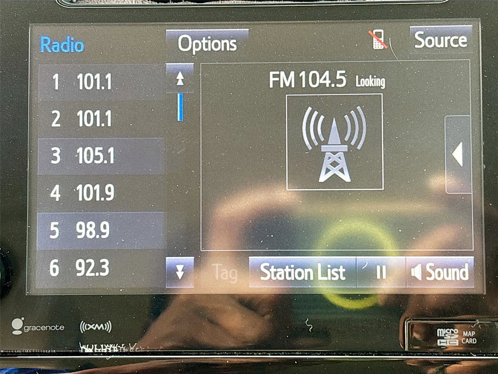 Used 2016 Toyota Prius Four image 15