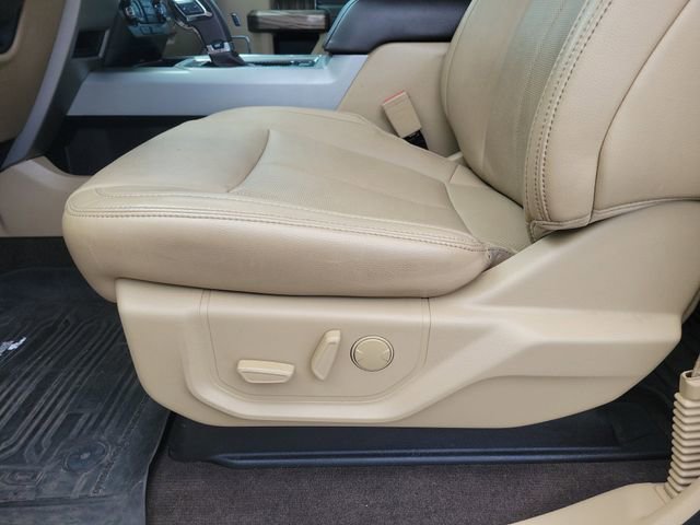 Used 2020 Ford F150 Lariat image 18