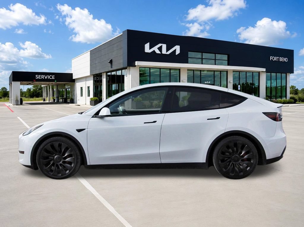 Used 2022 Tesla Model Y Performance AWD/4WD image 8