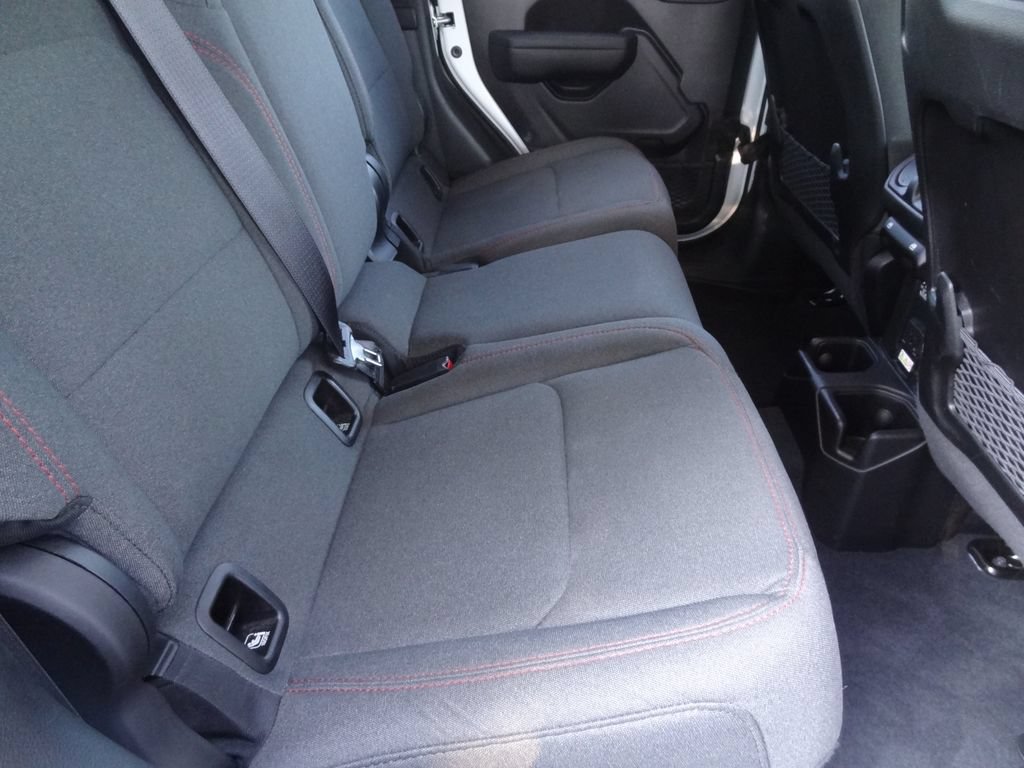 Used 2026 Jeep Gladiator Rubicon AWD/4WD image 14