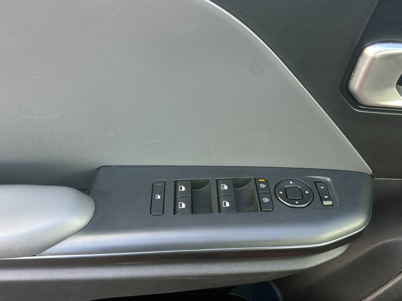 Used 2025 Kia K4 FWD image 11