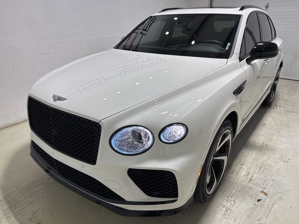 Used 2023 Bentley Bentayga AWD/4WD image 9