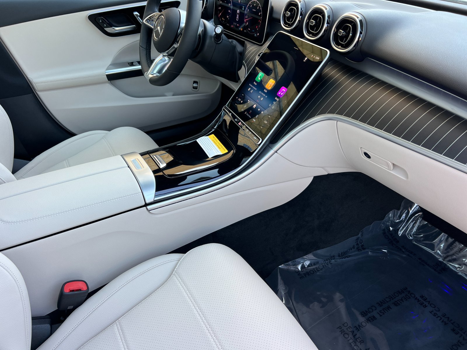 New 2026 Mercedes-Benz C 300 4MATIC Sedan image 14