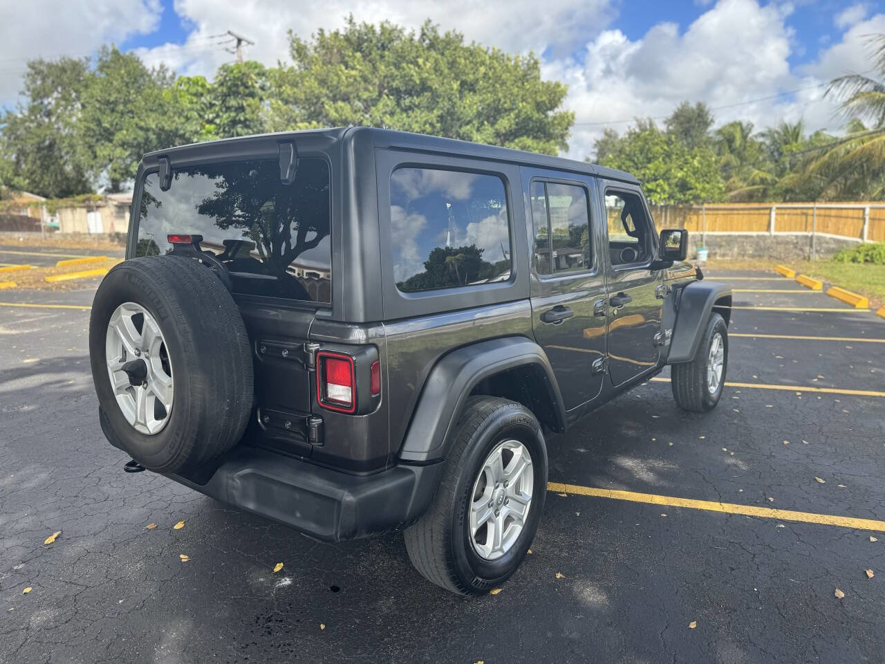 Used 2020 Jeep Wrangler Unlimited Sport S image 7