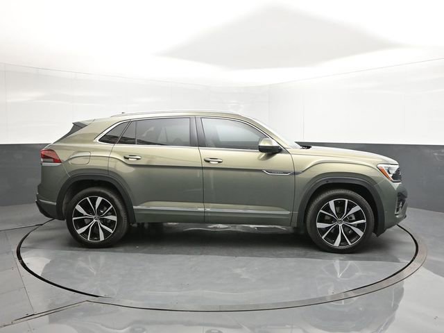 New 2025 Volkswagen Atlas Cross Sport SEL Premium R-Line image 26