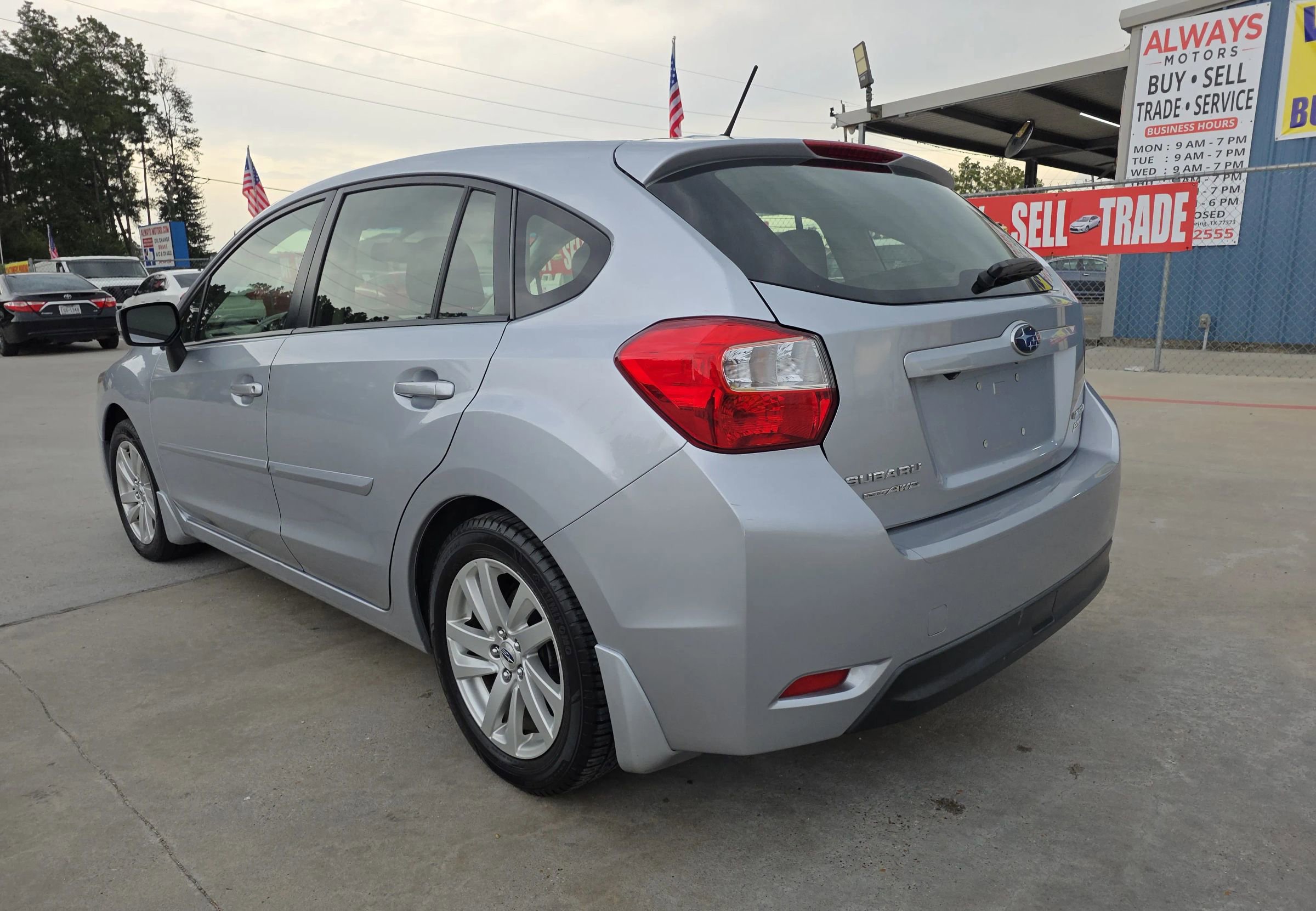 Used 2015 Subaru Impreza 2.0i Premium image 12