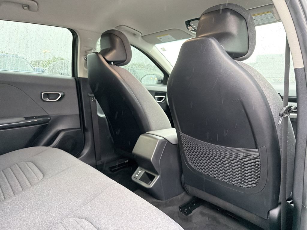 Used 2025 Kia K4 EX FWD image 16