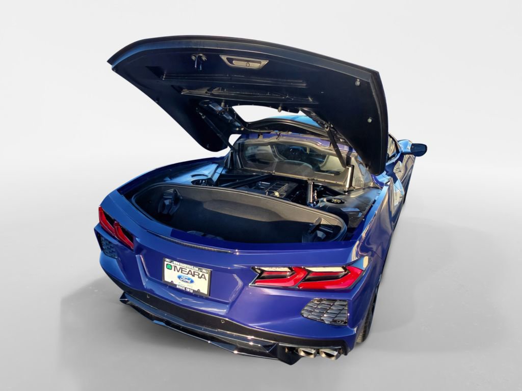 Used 2025 Chevrolet Corvette Stingray Coupe w/ 1LT image 20