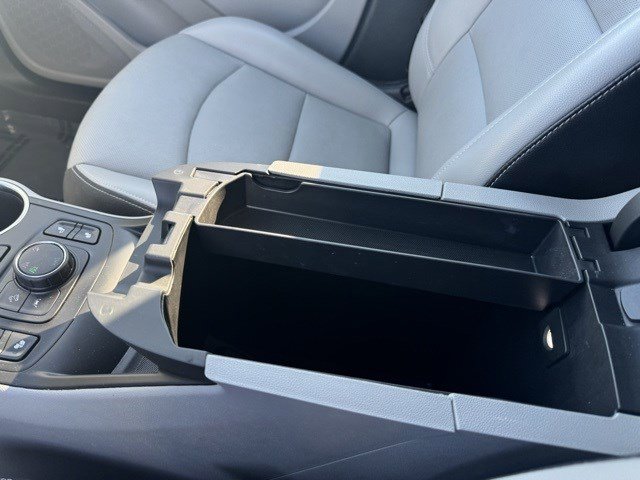 Used 2023 GMC Terrain SLT w/ Tech Package image 21