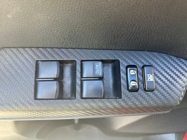 Used 2015 Toyota RAV4 XLE AWD/4WD image 11