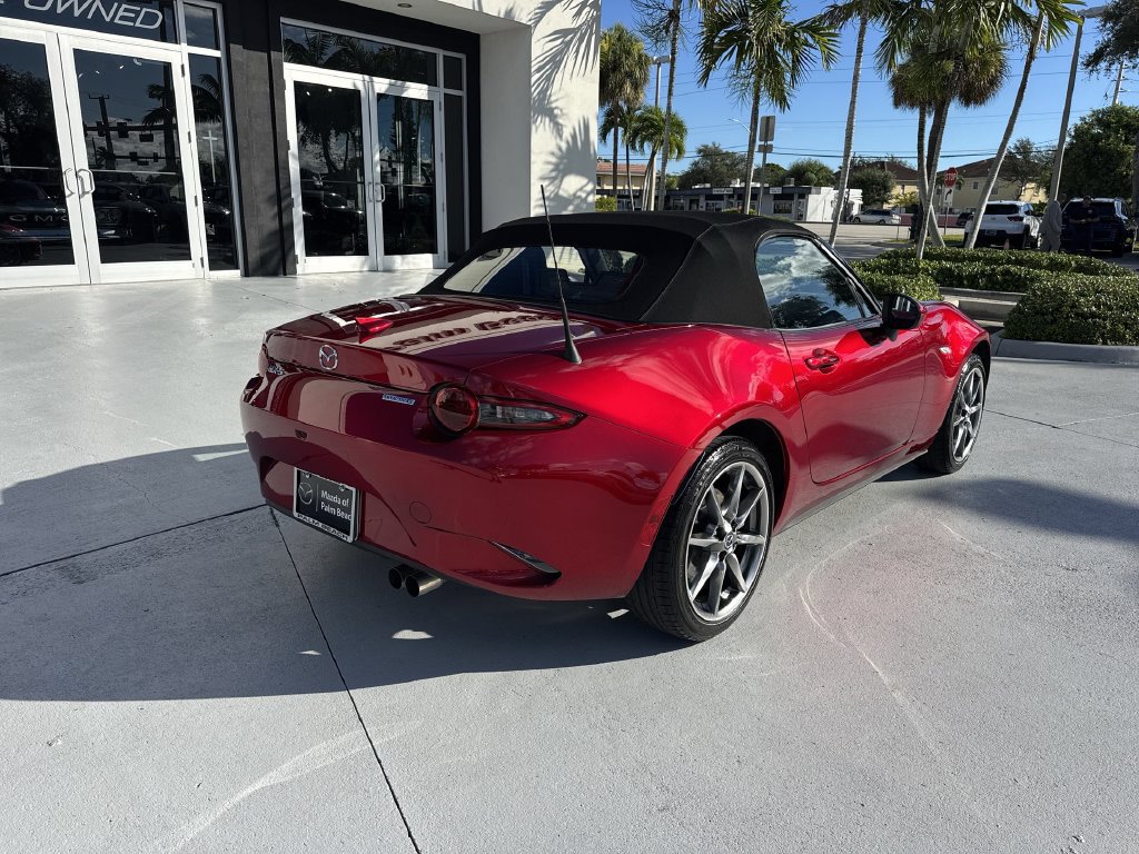 Used 2023 MAZDA MX-5 Miata Grand Touring w/ Weather Package RWD image 3
