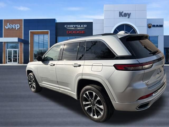 Used 2022 Jeep Grand Cherokee Overland w/ Luxury Tech Group IV image 5