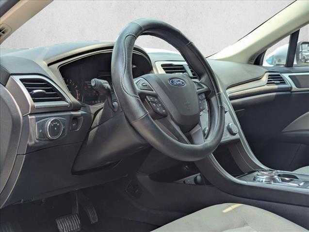Used 2020 Ford Fusion S FWD image 9