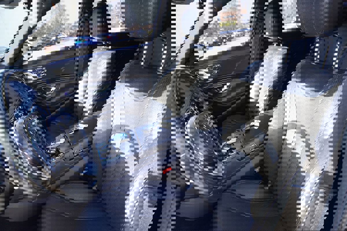 Used 2019 Mercedes-Benz S 450 Sedan w/ Premium Package image 30