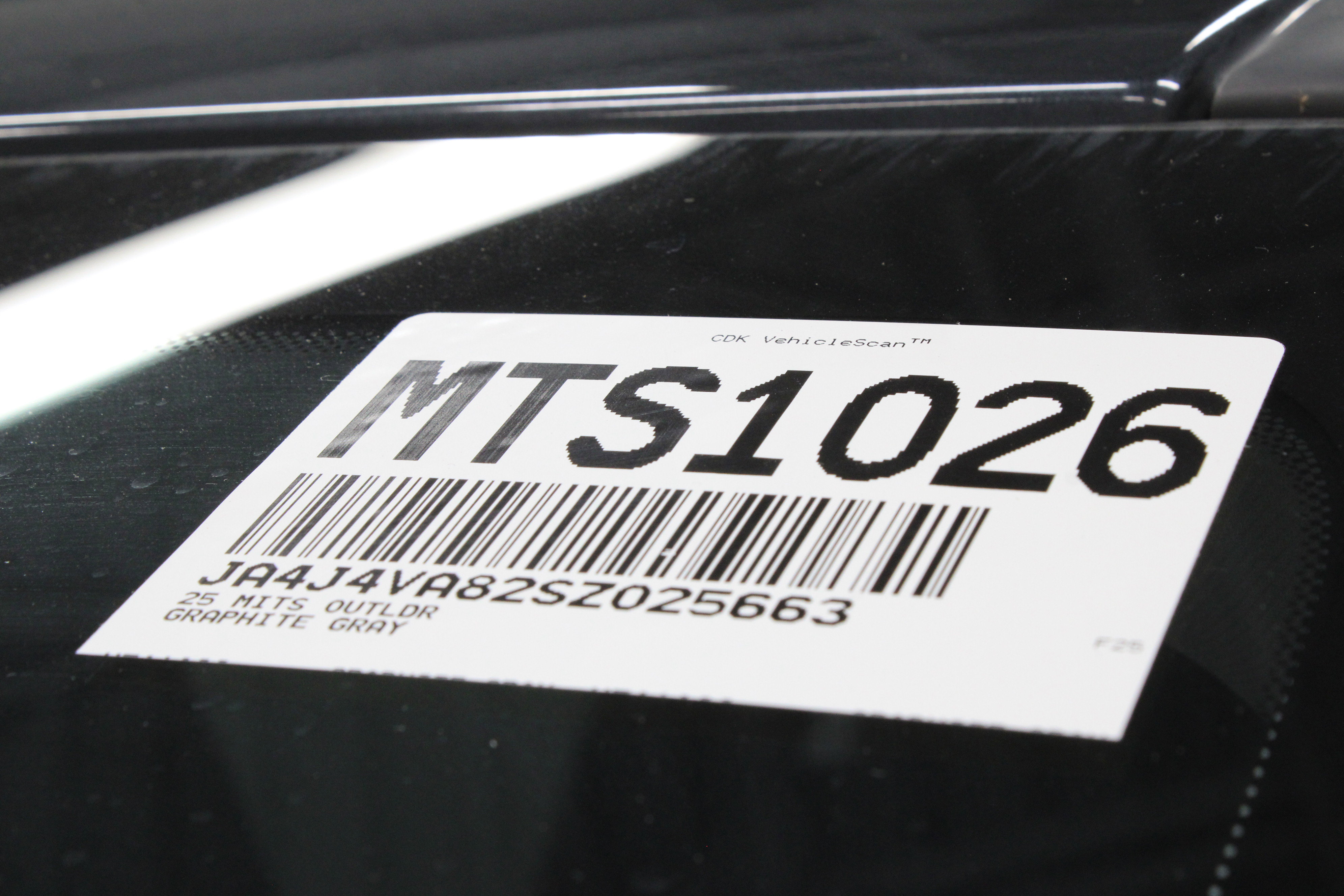 New 2025 Mitsubishi Outlander SE image 37