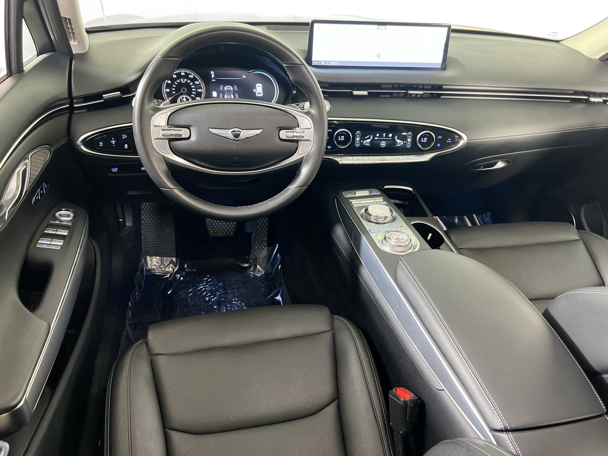 Used 2022 Genesis GV70 2.5T w/ Select Package AWD/4WD image 23
