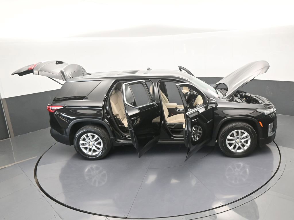 Used 2023 Chevrolet Traverse LS image 67