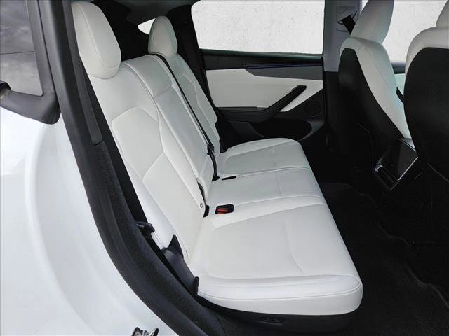 Used 2026 Tesla Model Y AWD image 24