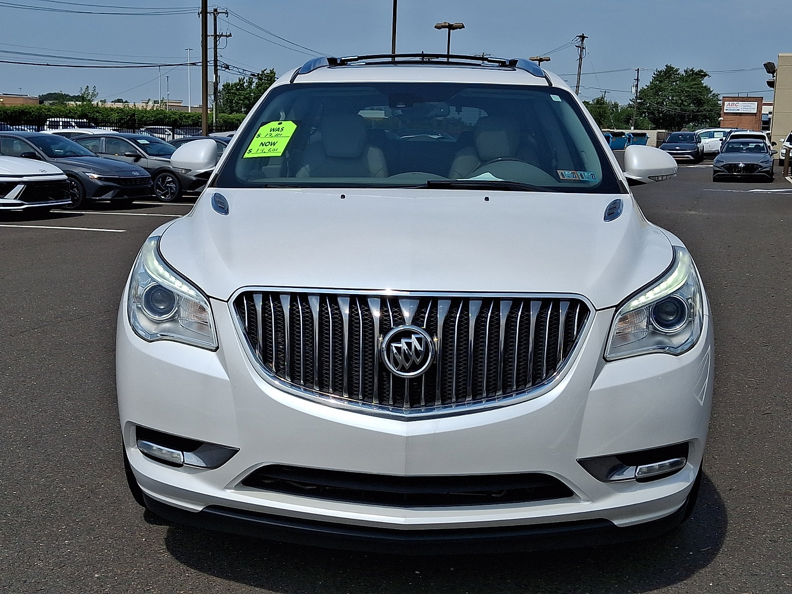 Used 2017 Buick Enclave Premium w/ Experience Buick Package FWD image 2