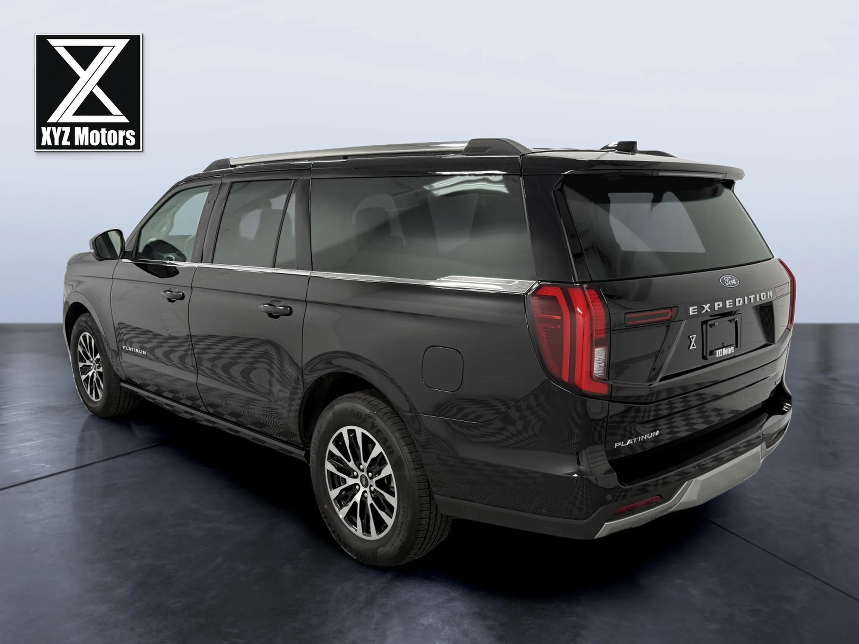 Used 2025 Ford Expedition Max Platinum AWD/4WD image 5