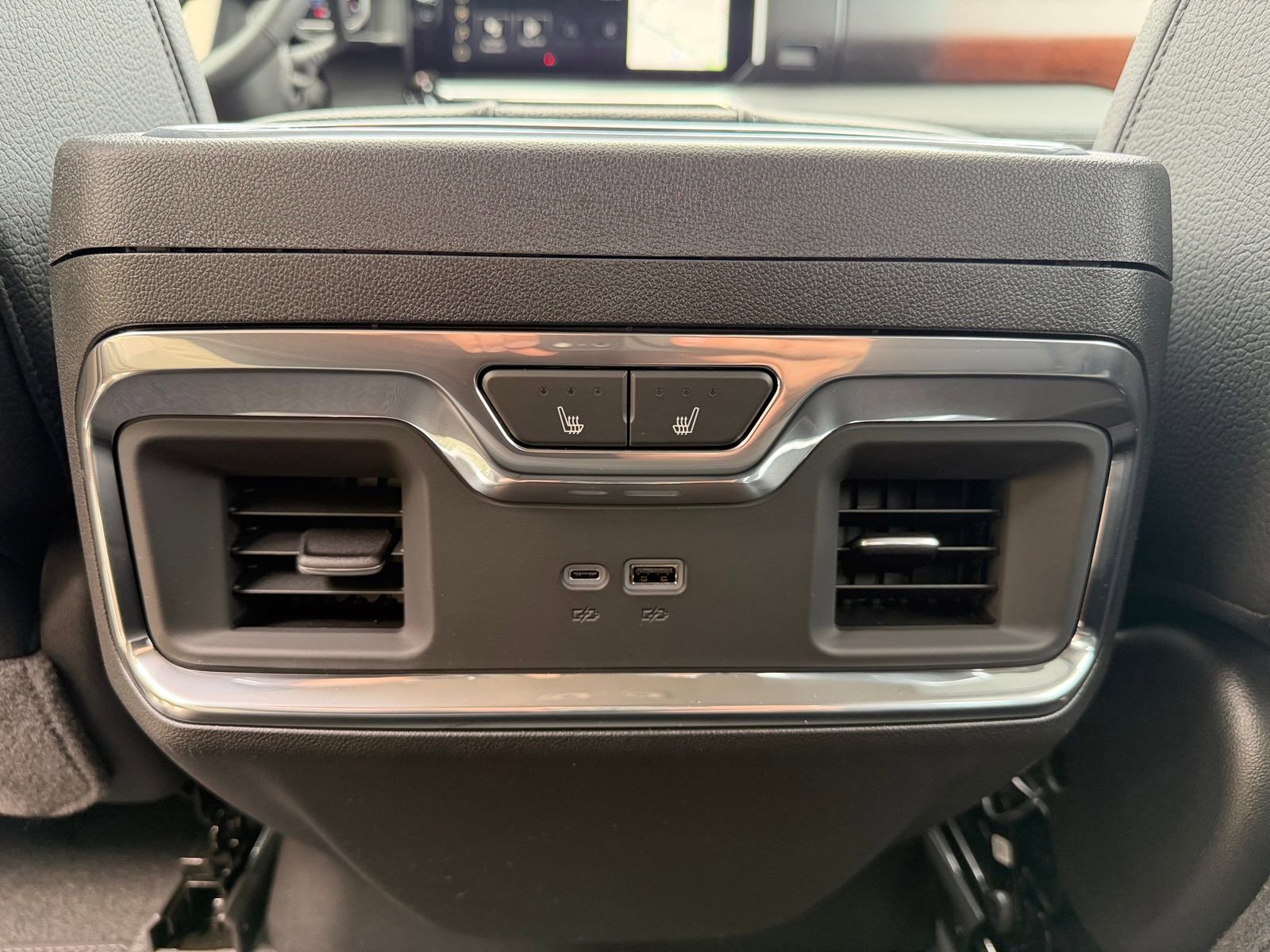 New 2026 GMC Sierra 2500 Denali w/ Denali Reserve Package image 40