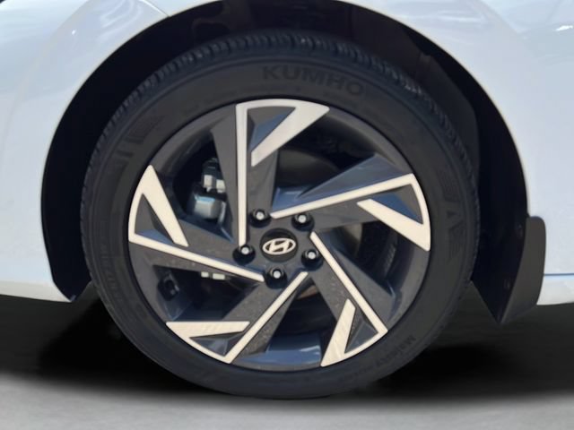 Certified 2025 Hyundai Elantra Sport w/ Cargo Package FWD image 30