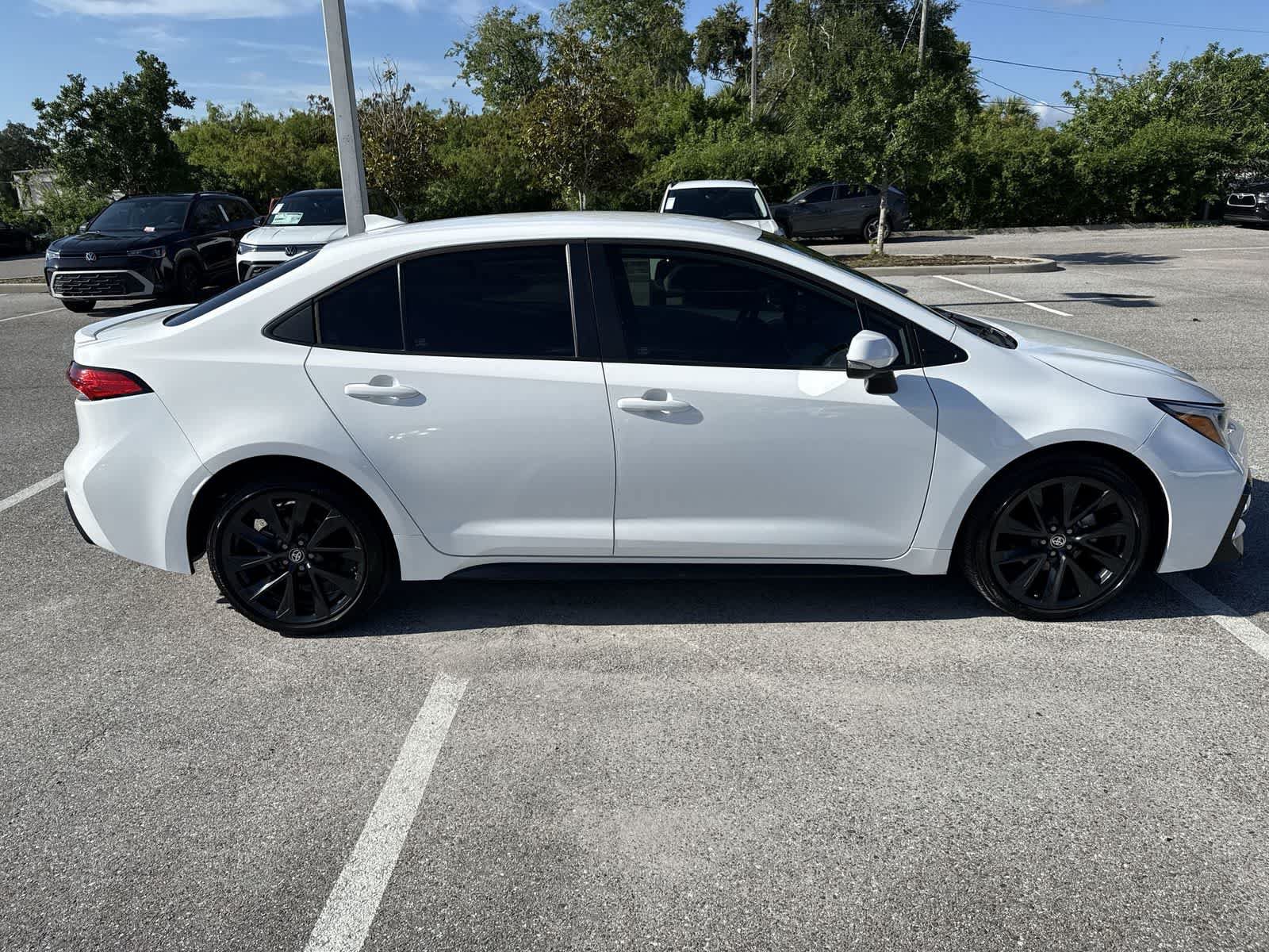 Used 2023 Toyota Corolla SE FWD image 15