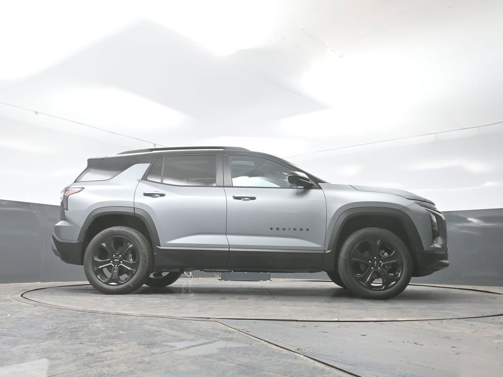New 2026 Chevrolet Equinox LT w/ Convenience Package II image 45