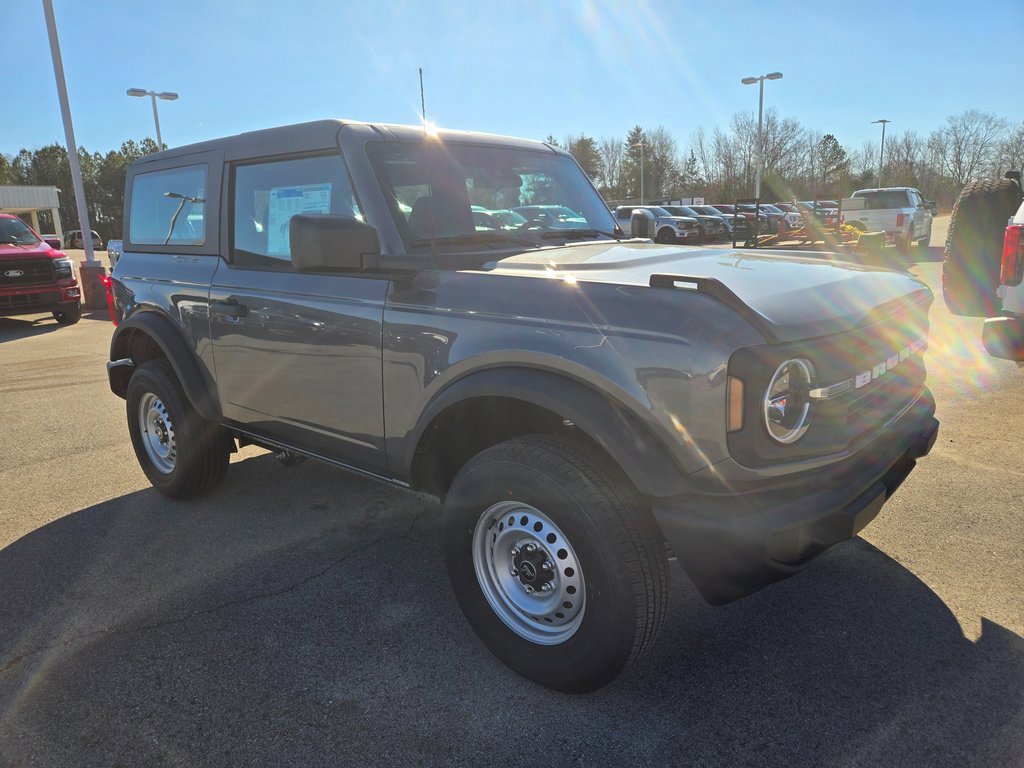 New 2025 Ford Bronco 2-Door image 2
