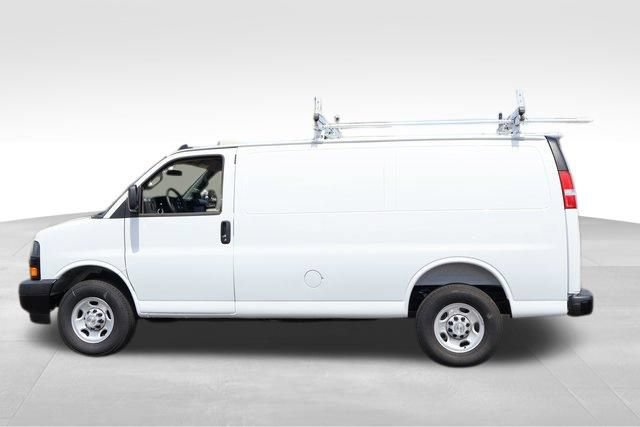 New 2025 Chevrolet Express 2500 w/ Communications Package RWD image 6