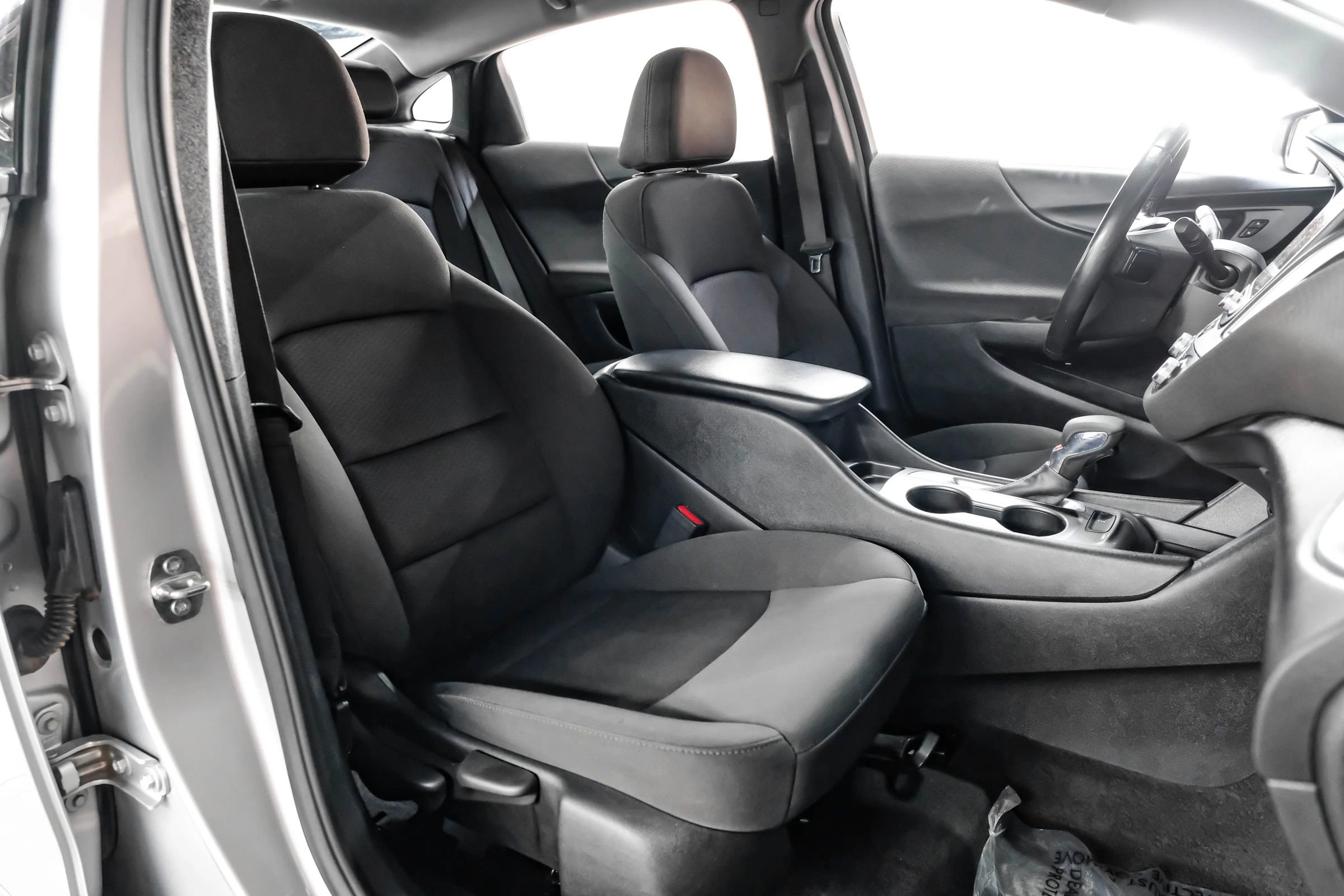 Used 2021 Chevrolet Malibu RS image 34