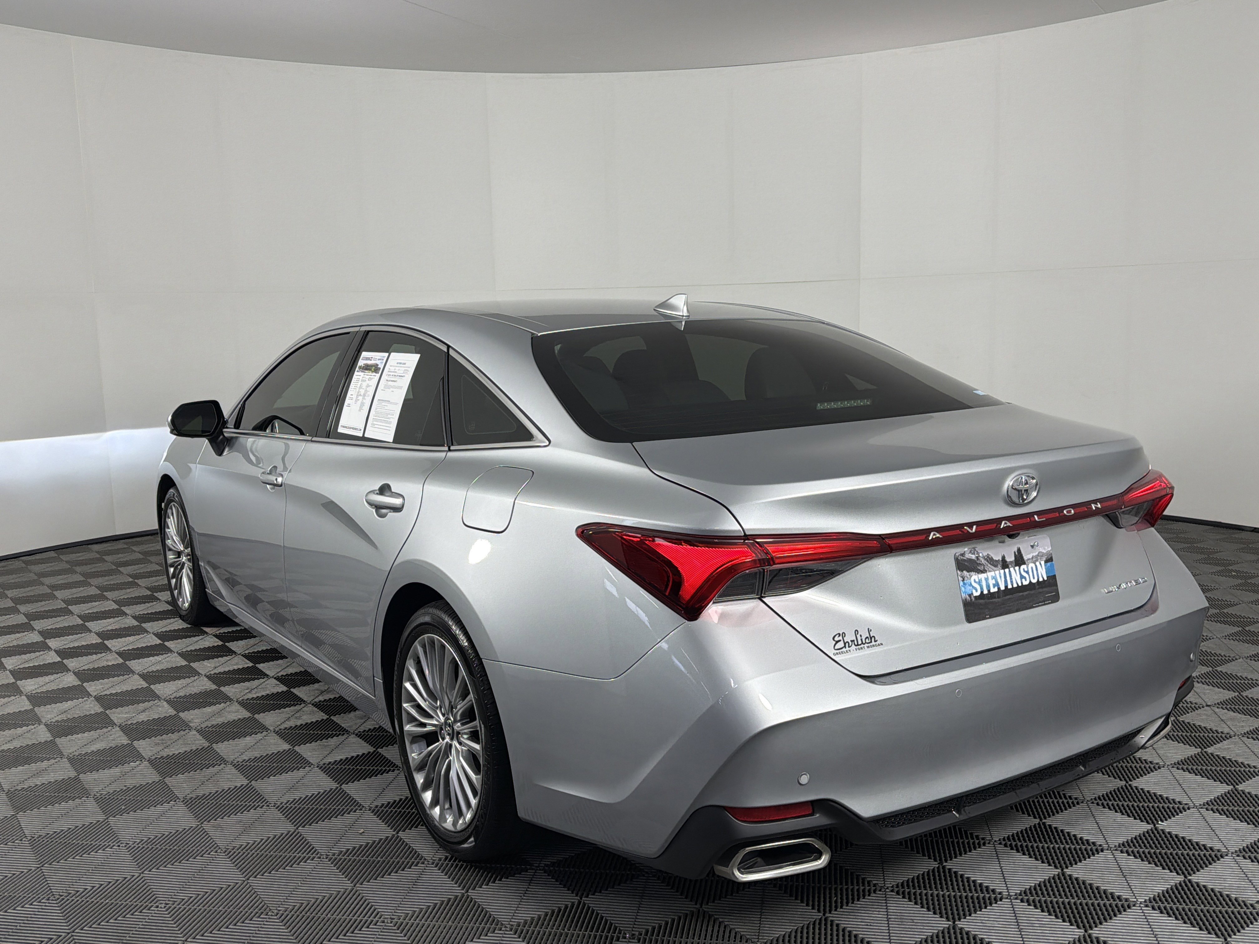 Used 2019 Toyota Avalon Limited w/ Advanced Safety Package FWD image 26