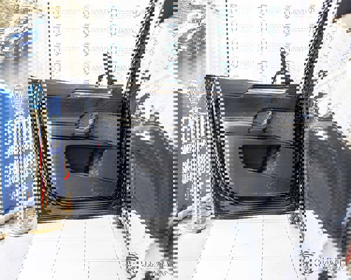 Used 2022 Tesla Model X image 27