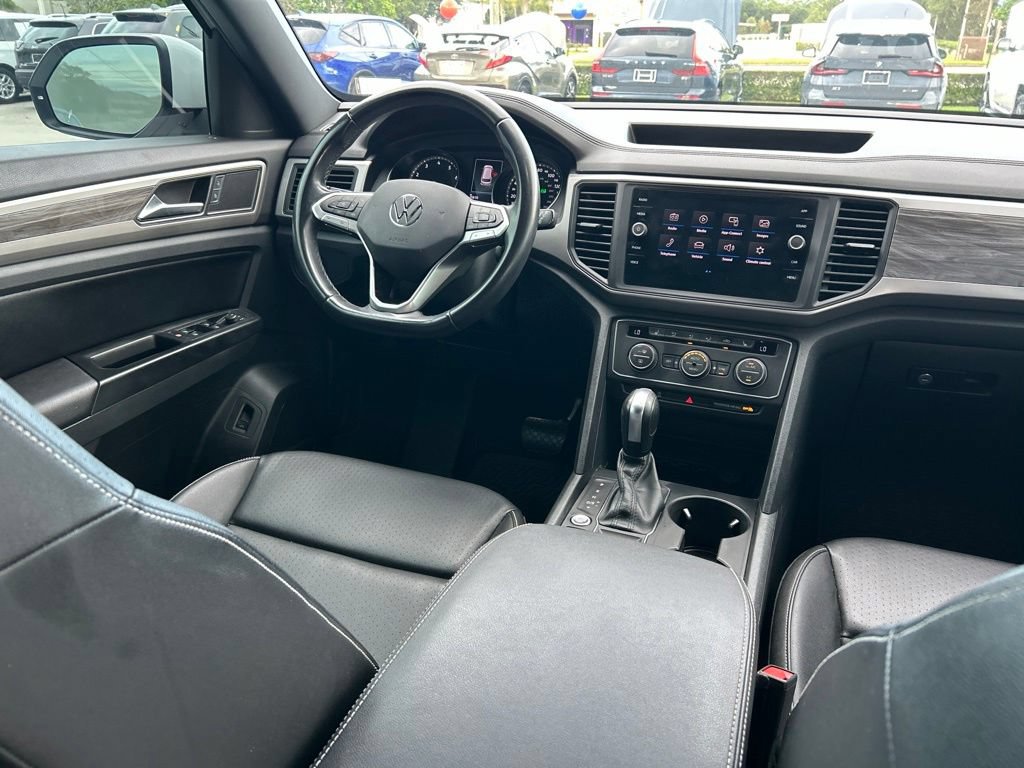 Used 2020 Volkswagen Atlas Cross Sport SE FWD image 9