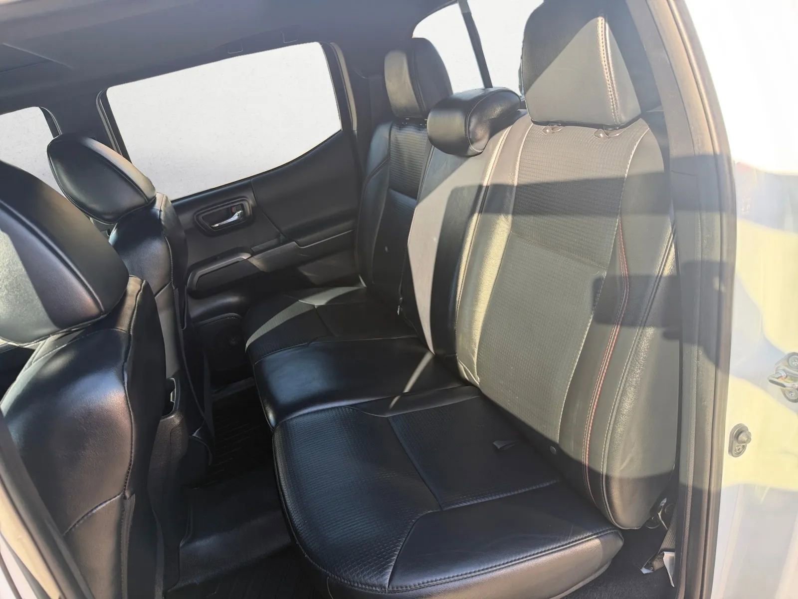 Used 2019 Toyota Tacoma TRD Pro AWD/4WD image 31