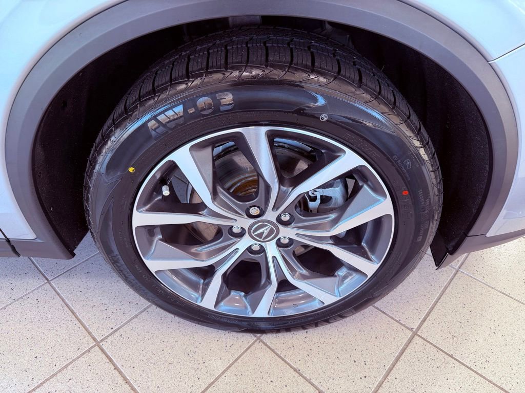 Used 2023 Acura MDX FWD w/ Technology Package image 18