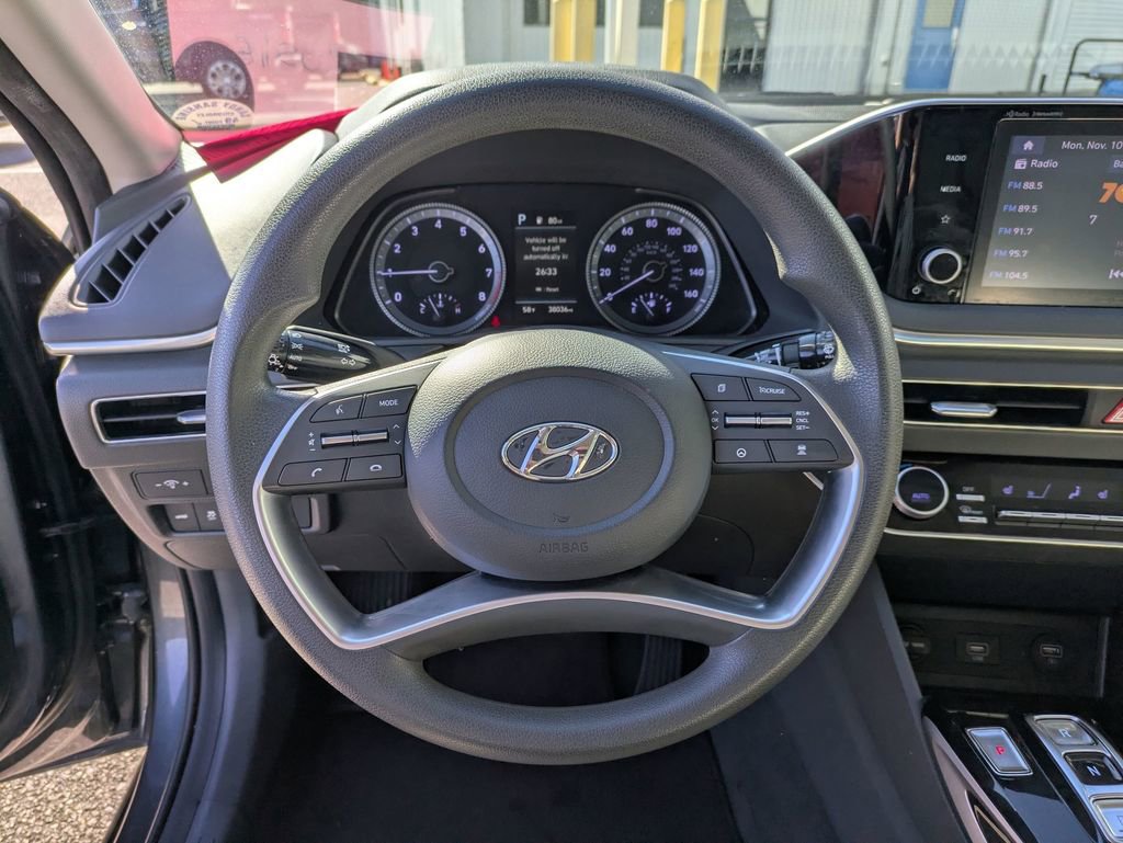 Used 2022 Hyundai Sonata SEL w/ Cargo Package image 18